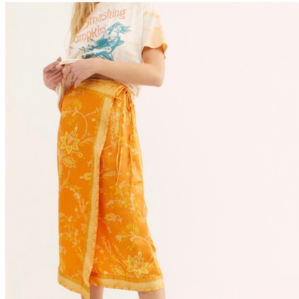 NWOT FREE PEOPLE YASMIN BORDER MIDI SKIRT Z36-6